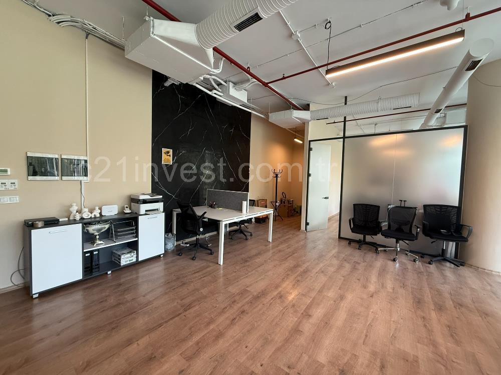 Vadi Koru Kiralık Ofis 110m2 Dekorasyonlu Mobilyalı Vadistanbul
