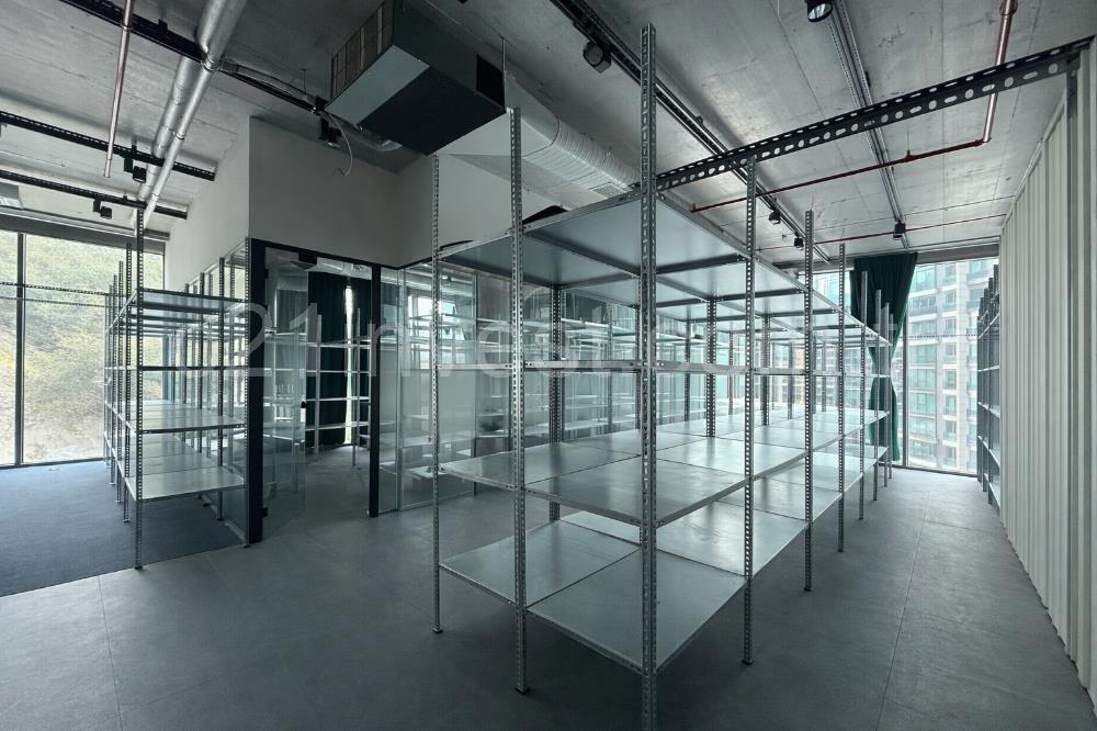 VadiKoru Kiralık Ofis 512m2 Dekorasyonlu Vadistanbul