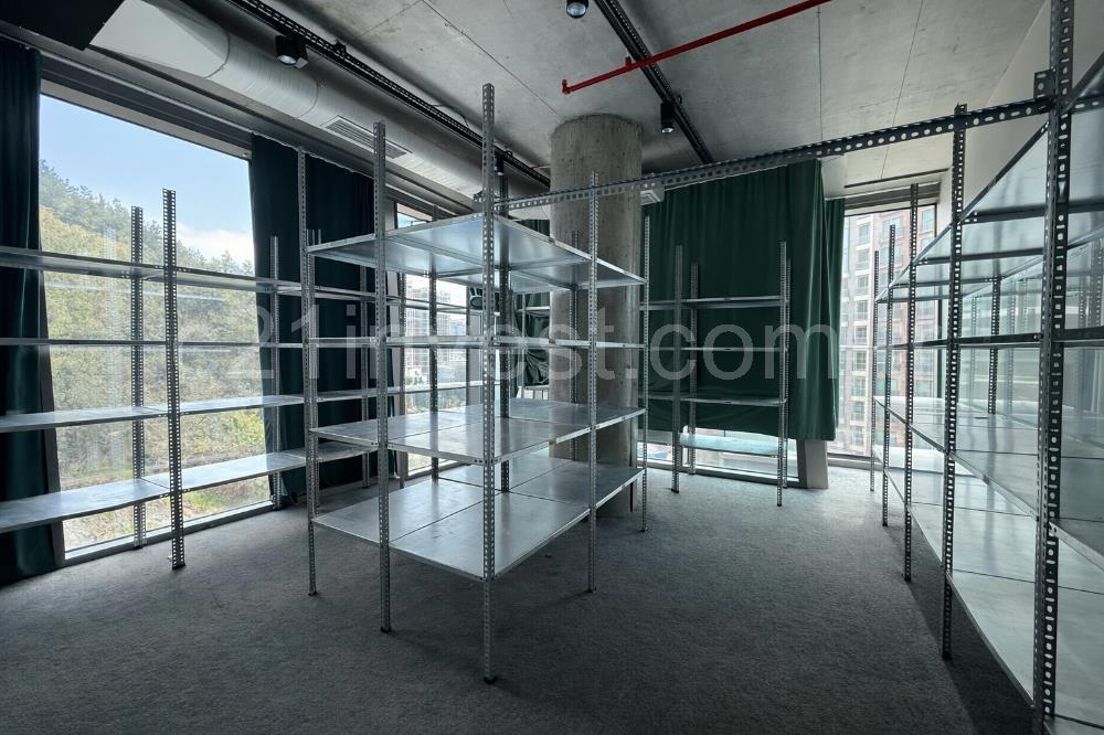 VadiKoru Kiralık Ofis 512m2 Dekorasyonlu Vadistanbul