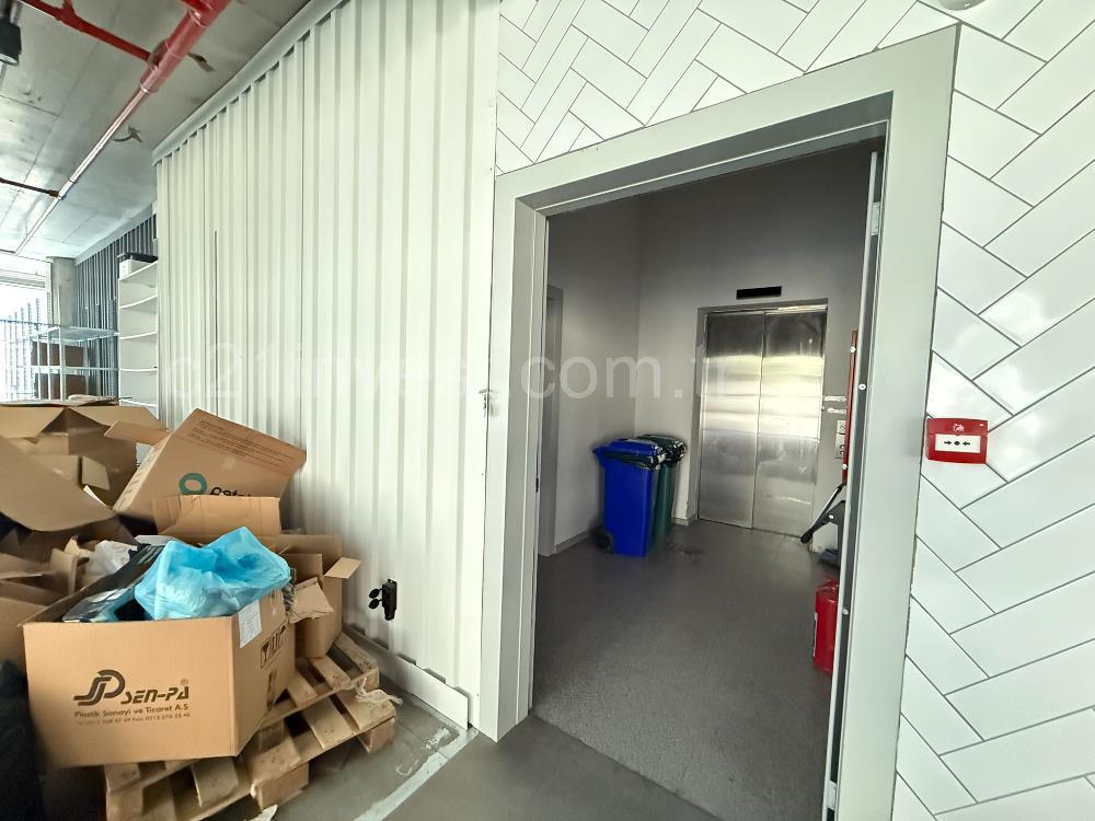 VadiKoru Kiralık Ofis 512m2 Dekorasyonlu Vadistanbul