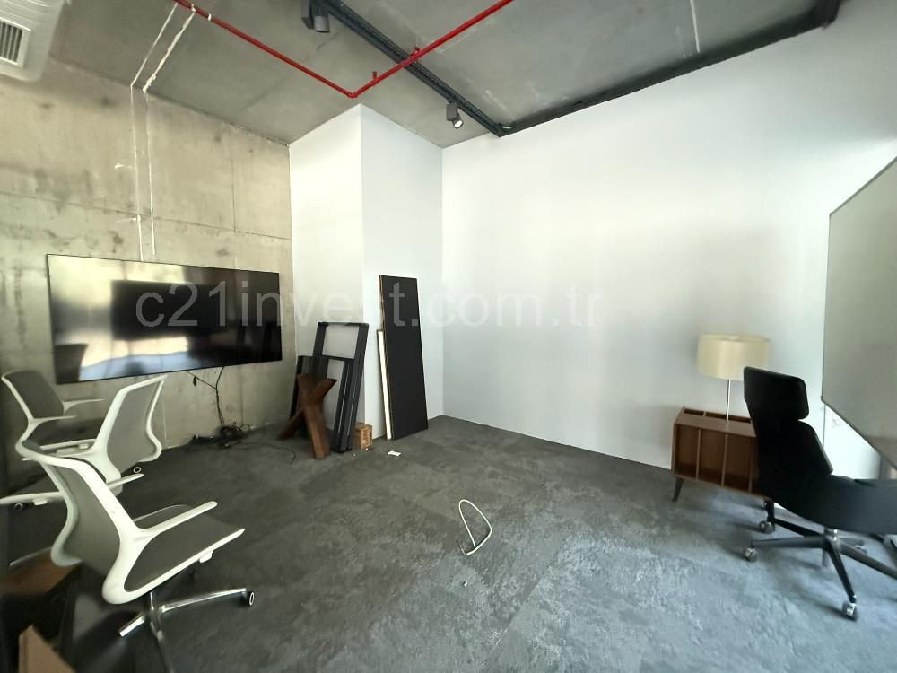 VadiKoru Kiralık Ofis 512m2 Dekorasyonlu Vadistanbul