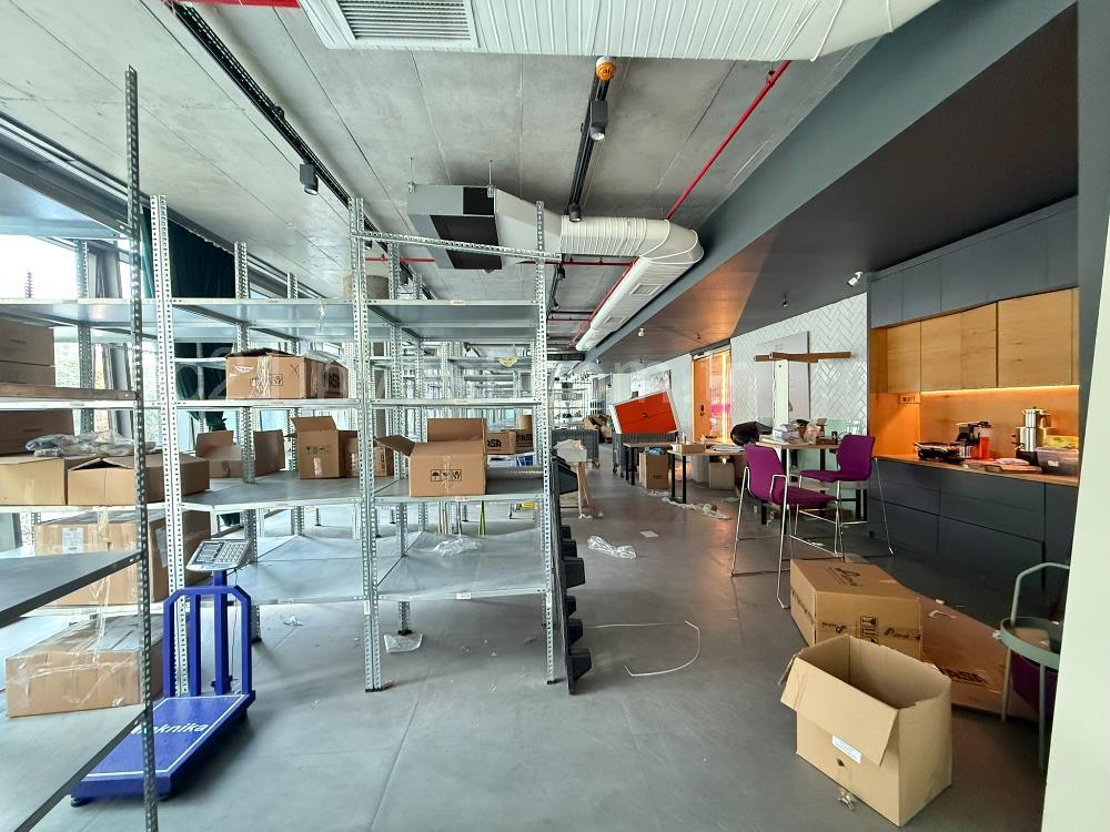 VadiKoru Kiralık Ofis 512m2 Dekorasyonlu Vadistanbul