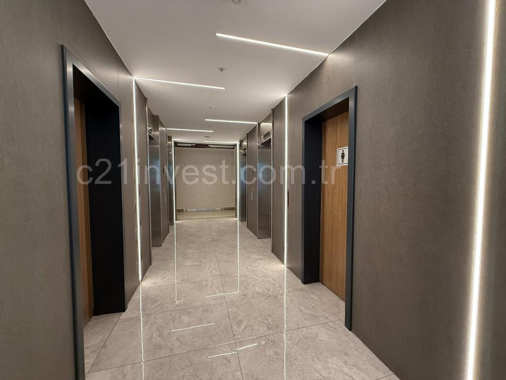 VadiKoru Kiralık Ofis 512m2 Dekorasyonlu Vadistanbul