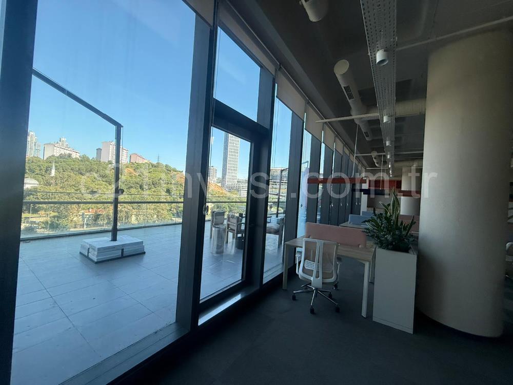 Vadistanbul Kiralık Ofis 991m2+100m2 Teraslı Eşyalı Ofis Skyland