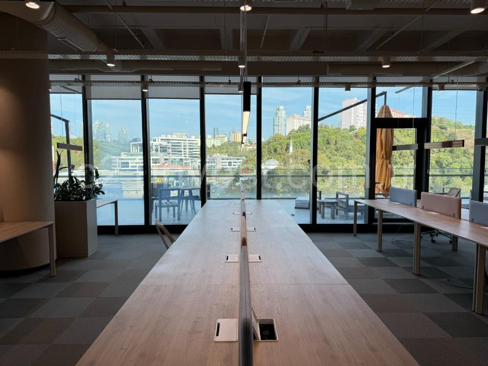 Vadistanbul Kiralık Ofis 991m2 Mobilyalı Taşınmaya Hazır Teraslı