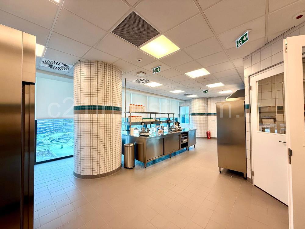 Vadistanbul Satılık Ofis 694 m2 Skyland Seba Maslak Levent