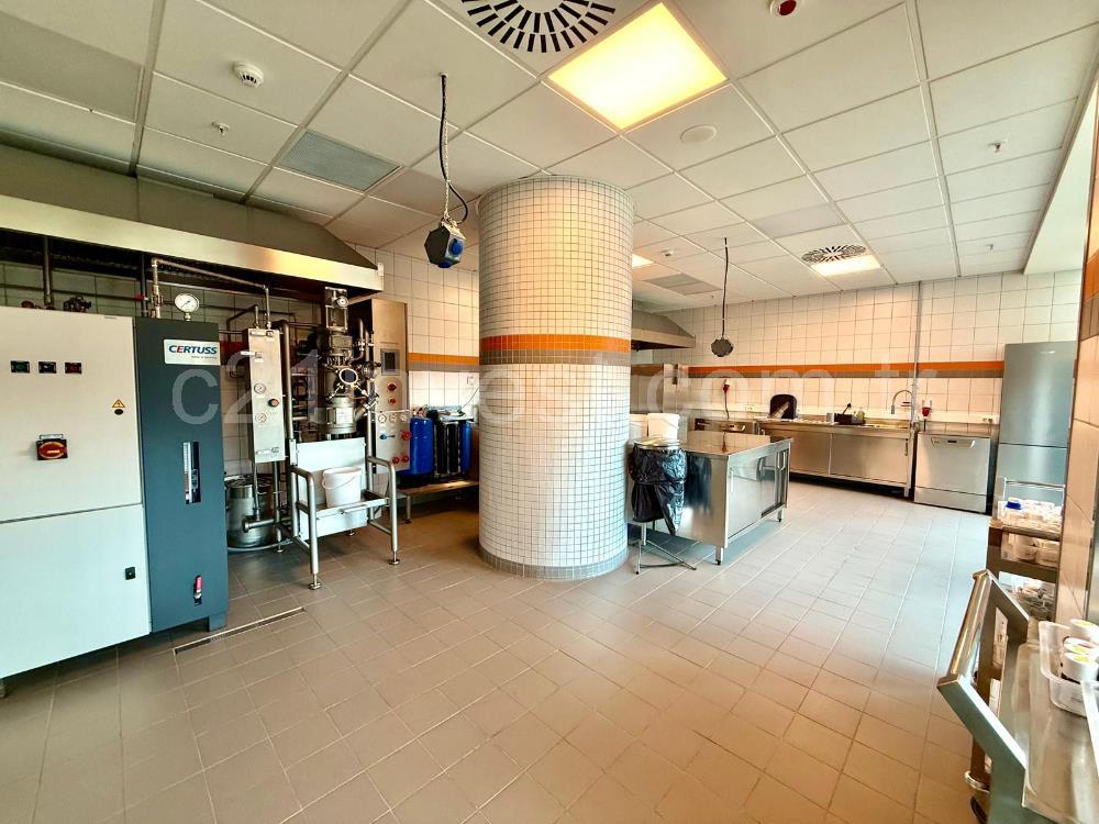 Vadistanbul Satılık Ofis 694 m2 Skyland Seba Maslak Levent