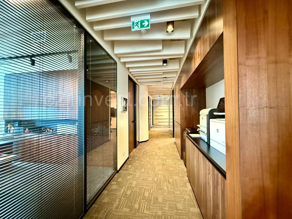 Vadistanbul Satılık Ofis 694 m2 Skyland Seba Maslak Levent