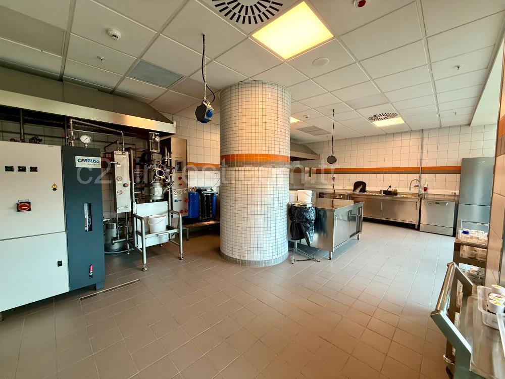 Vadistanbul Satılık Ofis 694 m2 Skyland Seba Maslak Levent