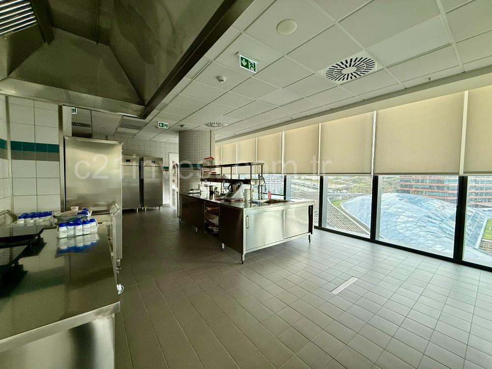 Vadistanbul Satılık Ofis 694 m2 Skyland Seba Maslak Levent