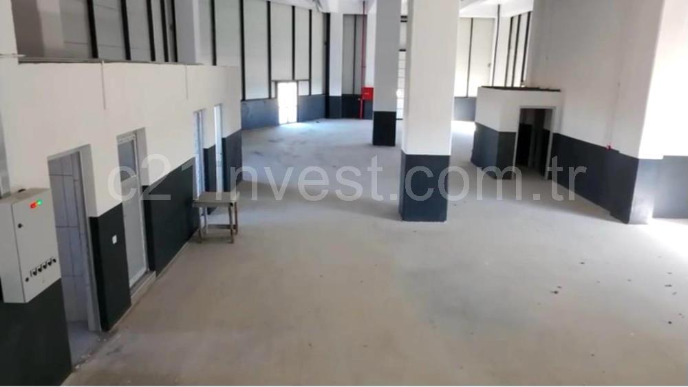 VELİKÖY OSB 'DE 3600 M2 KULLANIMA HAZIR BİNA