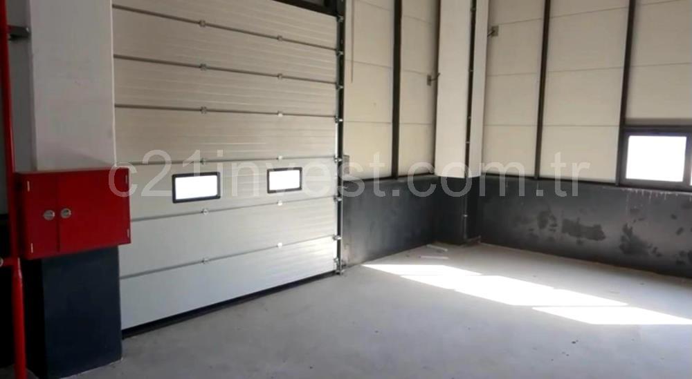 VELİKÖY OSB 'DE 3600 M2 KULLANIMA HAZIR BİNA